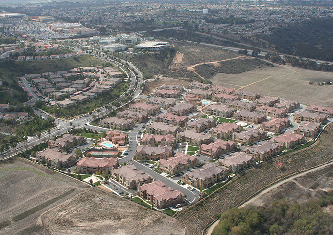 Riveredge Terrace Apartments, San Diego